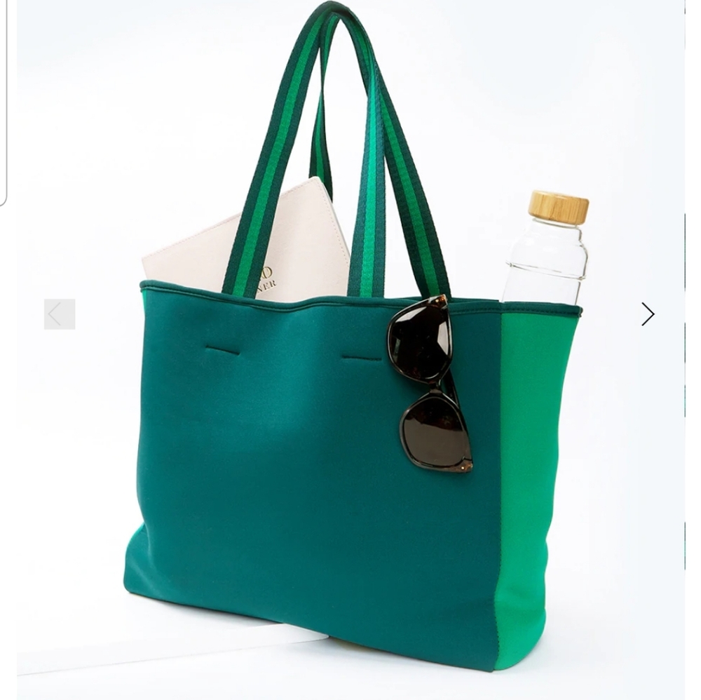 Summersalt The Perfect Tote beach bag.